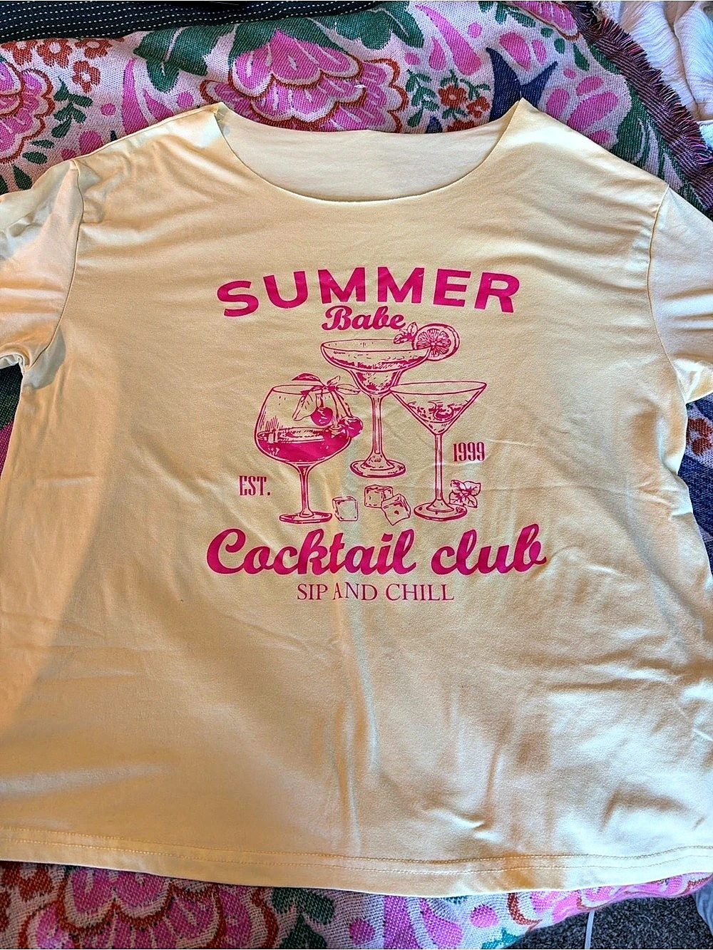 SHEIN Cocktail Club Graphic Tee Yellow Size Medium